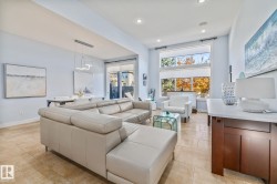 542 Ridgeland Way  Sherwood Park, AB T8A 3A5