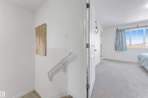 407 Conroy Crescent, Edmonton, AB - Indoor Photo Showing Other Room