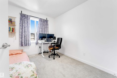 407 Conroy Crescent, Edmonton, AB - Indoor Photo Showing Office