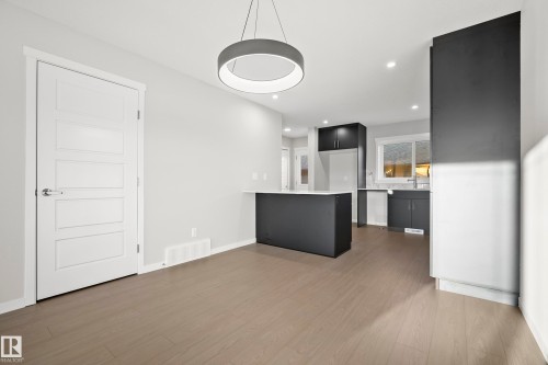 38 Brougham Drive, Ardrossan, AB - Indoor Photo Showing Kitchen