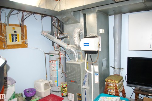 208 Lakeside Green, St. Albert, AB - Indoor Photo Showing Basement