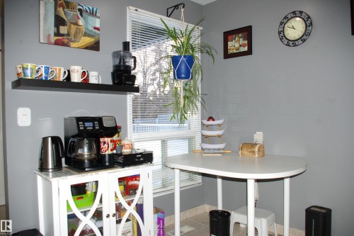 208 Lakeside Green, St. Albert, AB - Indoor Photo Showing Other Room