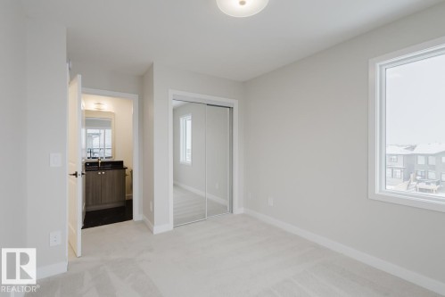 4 16231 19 Avenue, Edmonton, AB - Indoor Photo Showing Other Room