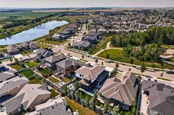 20 LACHANCE Drive  St. Albert, AB T8N 7R2