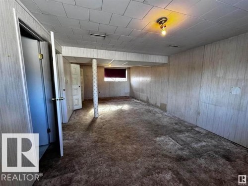 8 Fourth Street, Duffield, AB - Indoor Photo Showing Other Room