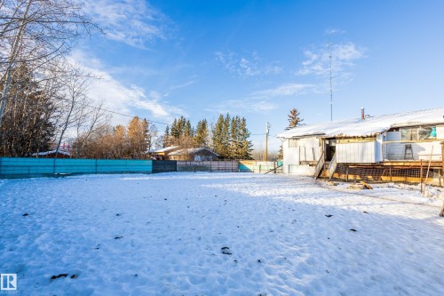 8 Fourth Street, Duffield, AB - Outdoor