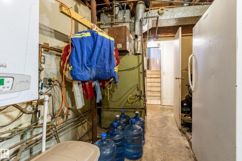 8 Fourth Street, Duffield, AB - Indoor Photo Showing Basement