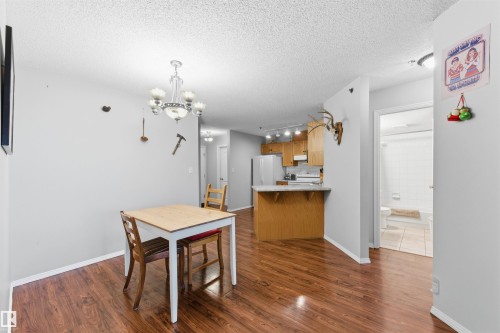 201 9640 105 Street, Edmonton, AB - Indoor