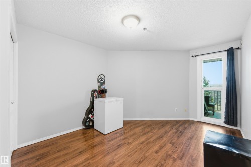 201 9640 105 Street, Edmonton, AB - Indoor Photo Showing Other Room