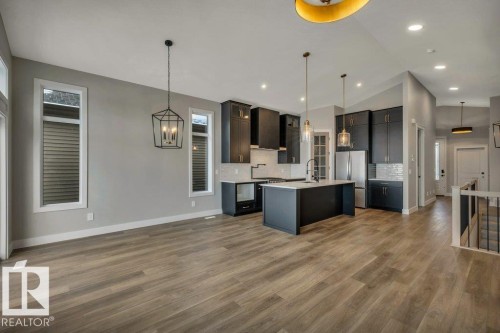 44 Eldridge Point(E), St. Albert, AB - Indoor Photo Showing Kitchen With Upgraded Kitchen