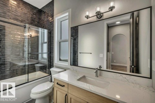44 Eldridge Point(E), St. Albert, AB - Indoor Photo Showing Bathroom