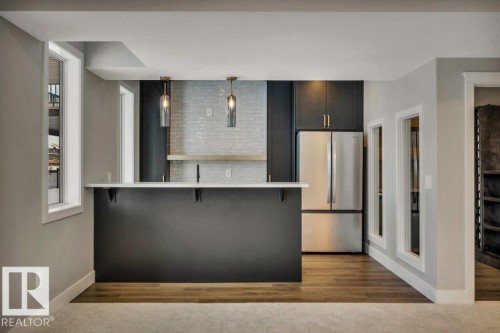 44 Eldridge Point(E), St. Albert, AB - Indoor Photo Showing Kitchen