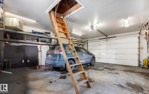 View of garage - 2348 28B Avenue, Edmonton, AB - Indoor Photo Showing Garage