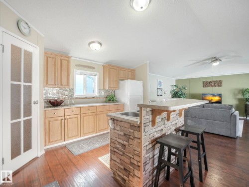 407 Oak Wood Crescent, Edmonton, AB - Indoor