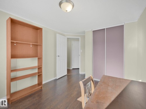 407 Oak Wood Crescent, Edmonton, AB - Indoor Photo Showing Other Room