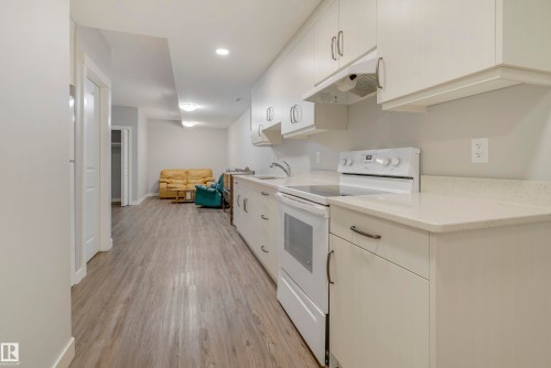 8540 89 Street, Edmonton, AB - Indoor Photo Showing Kitchen