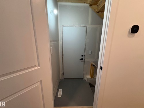 5480 Kootook Road, Edmonton, AB - Indoor Photo Showing Other Room