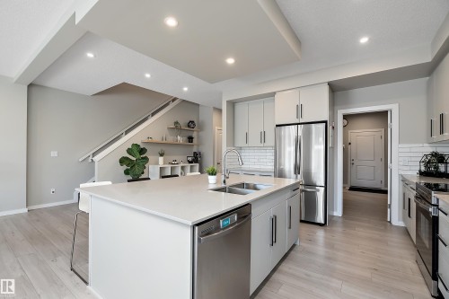 197 Larch Crescent, Leduc, AB - Indoor Photo Showing Kitchen With Double Sink With Upgraded Kitchen