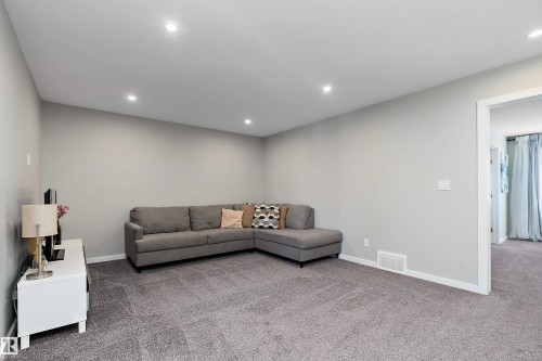 197 Larch Crescent, Leduc, AB - Indoor