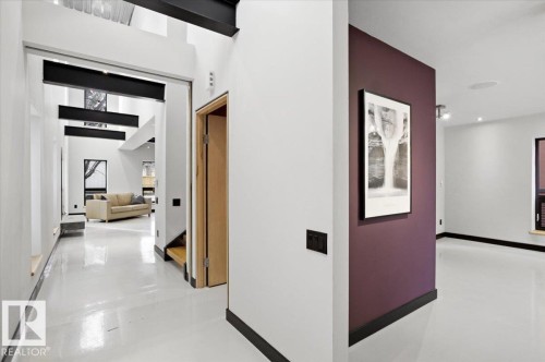 8709 92A Avenue, Edmonton, AB - Indoor Photo Showing Other Room