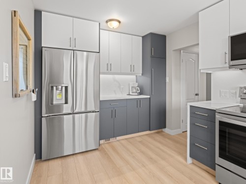 9311 169 Street, Edmonton, AB - Indoor Photo Showing Kitchen