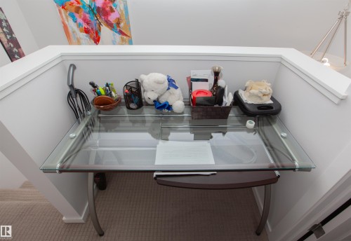 2902 Maple Way, Edmonton, AB - Indoor