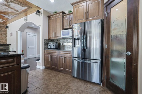 3244 18 Street, Edmonton, AB - Indoor Photo Showing Kitchen