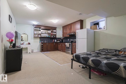 3244 18 Street, Edmonton, AB - Indoor Photo Showing Other Room