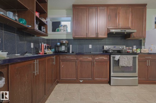 3244 18 Street, Edmonton, AB - Indoor Photo Showing Kitchen