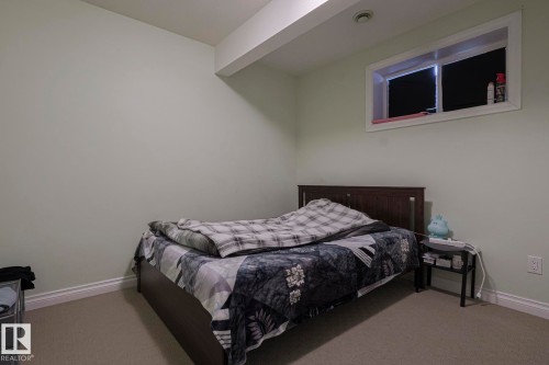 3244 18 Street, Edmonton, AB - Indoor Photo Showing Bedroom