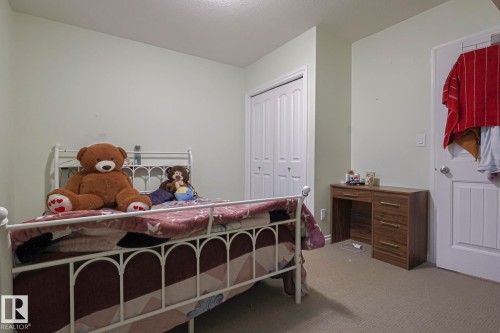 3244 18 Street, Edmonton, AB - Indoor Photo Showing Bedroom