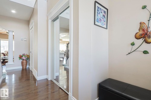 3244 18 Street, Edmonton, AB - Indoor Photo Showing Other Room