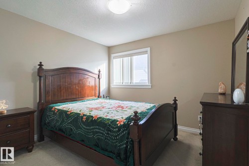 3244 18 Street, Edmonton, AB - Indoor Photo Showing Bedroom