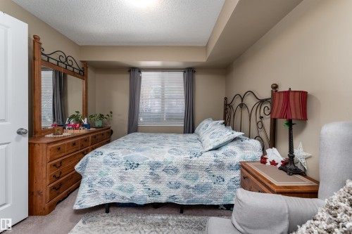 111 5370 Chappelle Road, Edmonton, AB - Indoor Photo Showing Bedroom