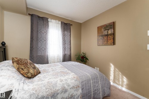 111 5370 Chappelle Road, Edmonton, AB - Indoor Photo Showing Bedroom