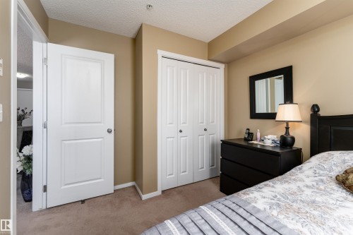 111 5370 Chappelle Road, Edmonton, AB - Indoor Photo Showing Bedroom