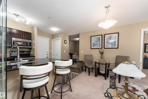 111 5370 Chappelle Road, Edmonton, AB - Indoor Photo Showing Dining Room