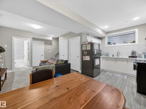 Dining room with baseboards - 9358 Pear Link Link, Edmonton, AB - Indoor Photo Showing Other Room