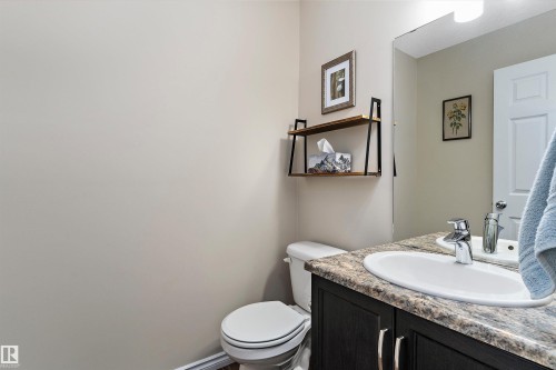 3772 Weidle Crescent, Edmonton, AB - Indoor Photo Showing Bathroom