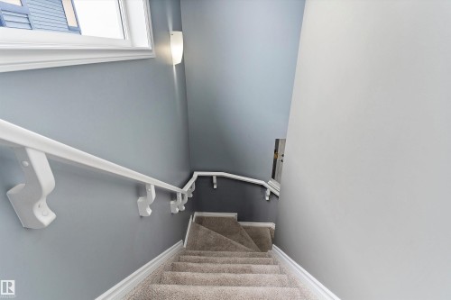 3772 Weidle Crescent, Edmonton, AB - Indoor Photo Showing Other Room