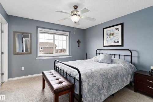 3772 Weidle Crescent, Edmonton, AB - Indoor Photo Showing Bedroom