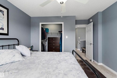 3772 Weidle Crescent, Edmonton, AB - Indoor Photo Showing Bedroom