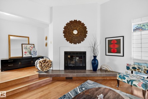 11627 76 Avenue, Edmonton, AB - Indoor Photo Showing Living Room With Fireplace