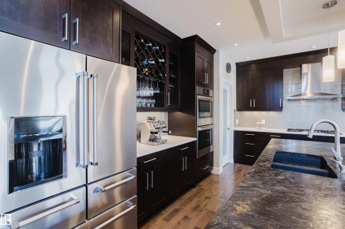 1088 Hope Road, Edmonton, AB - Indoor Photo Showing Kitchen With Double Sink With Upgraded Kitchen
