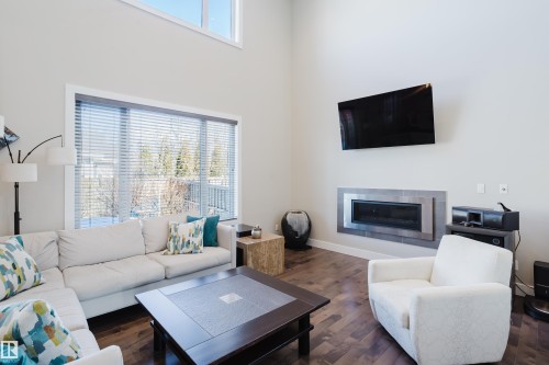 1088 Hope Road, Edmonton, AB - Indoor Photo Showing Living Room With Fireplace