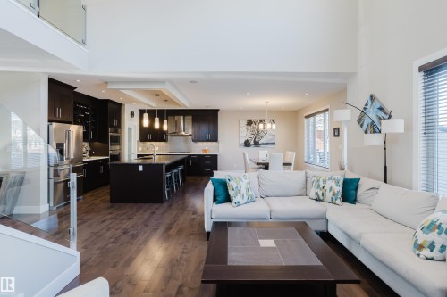 1088 Hope Road, Edmonton, AB - Indoor Photo Showing Living Room