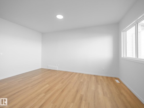 19422 22A Avenue, Edmonton, AB - Indoor Photo Showing Other Room