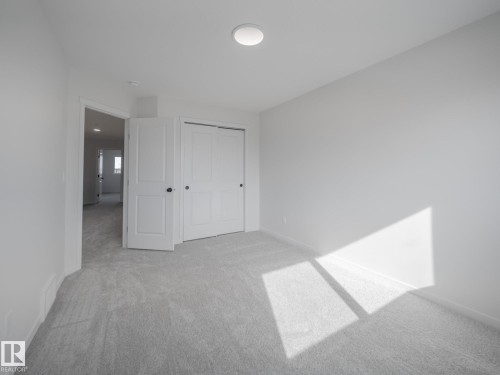 19422 22A Avenue, Edmonton, AB - Indoor Photo Showing Other Room