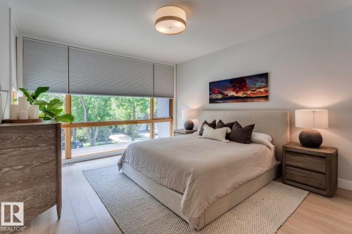 12420 103 Avenue, Edmonton, AB - Indoor Photo Showing Bedroom