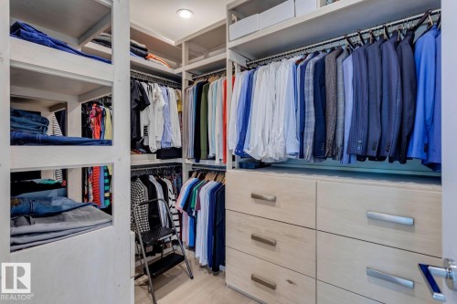 12420 103 Avenue, Edmonton, AB - Indoor With Storage